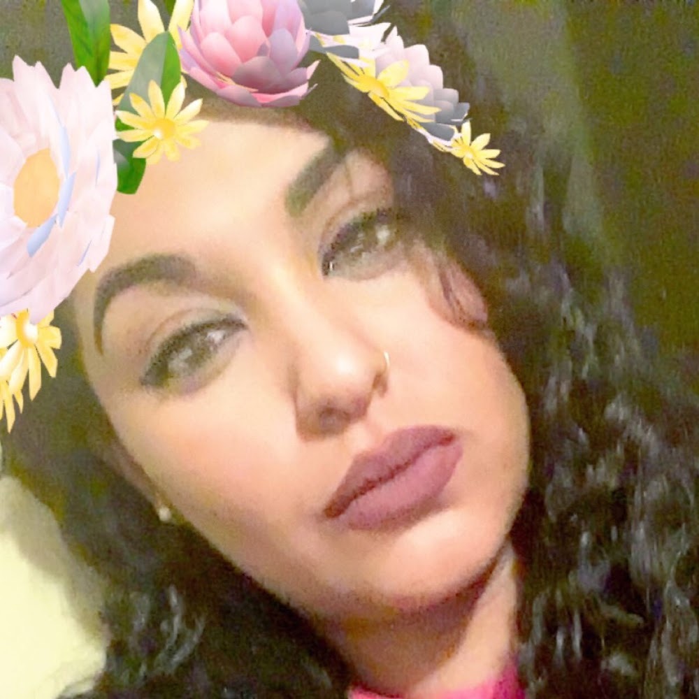 Meet your Posher, Edenisa